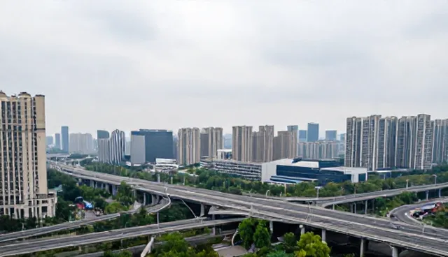 风险管理在技术应用场景中的实践路径分析
