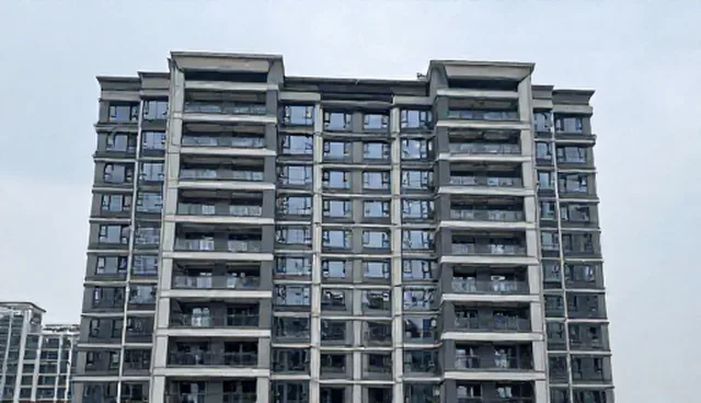 网络延迟与域名配置的关联分析及优化建议
