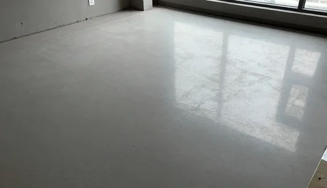 企业网站开发中的设计优化与小程序制作实践