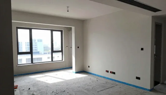 需求信息收集：本地化策略与广域化策略的对比