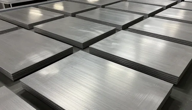 包装设计对合金金属板客户体验的影响