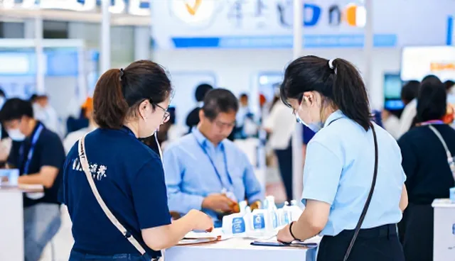 媒介投放与会展活动执行的取舍比较