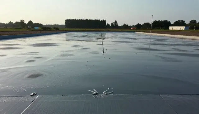 如何在防水工程中选择合适的涂料类型