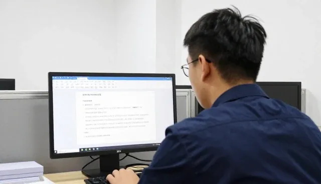 技术方案在不同场景下的性能表现与适用条件分析