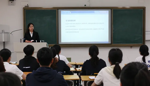 定制课程如何提升客户沟通效率