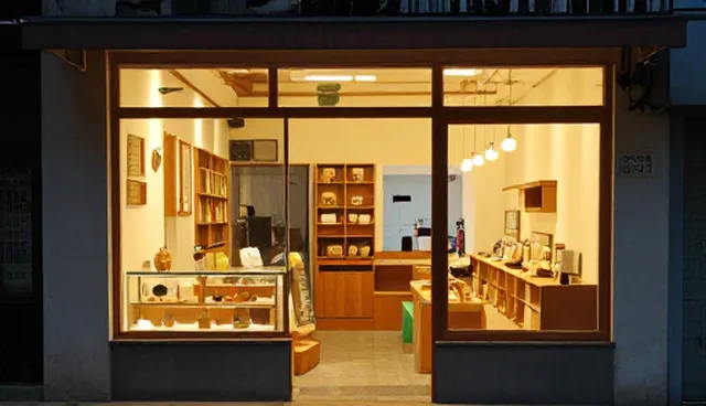 商用展示柜安装中的常见问题与应对策略