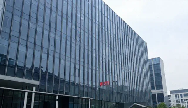 系统平台搭建中，团队建设与技术选型如何取舍