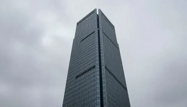 定制官方官方网站：企业数字化转型的核心路径