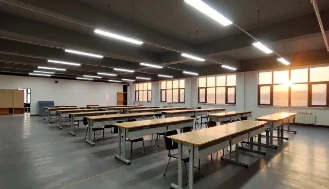 教师资格证备考资料的性能与适用条件分析