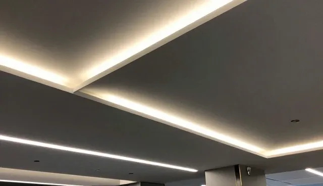 吊顶材料使用中的常见问题与优化策略