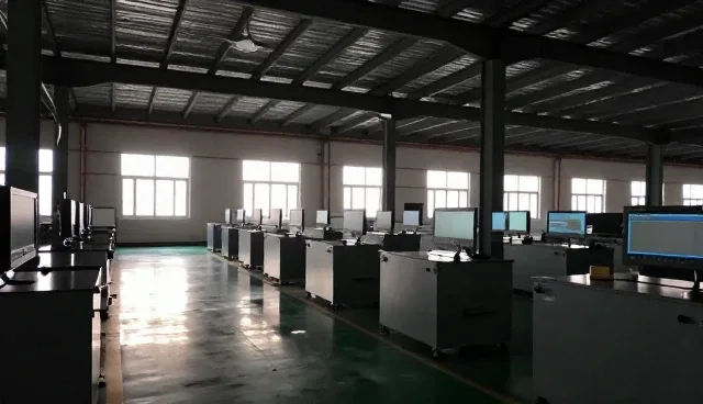 软件选型中的性能考量与适用场景分析