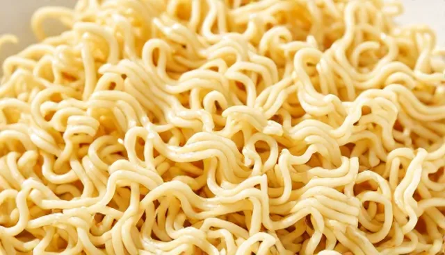 食材供应服务在餐饮管理中的性能表现与适用条件分析