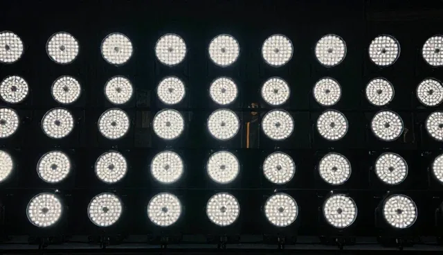 LED舞台灯适用条件的演变与行业趋势分析