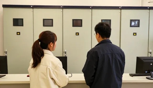 电力监测系统在复杂环境下的性能表现与应用适配