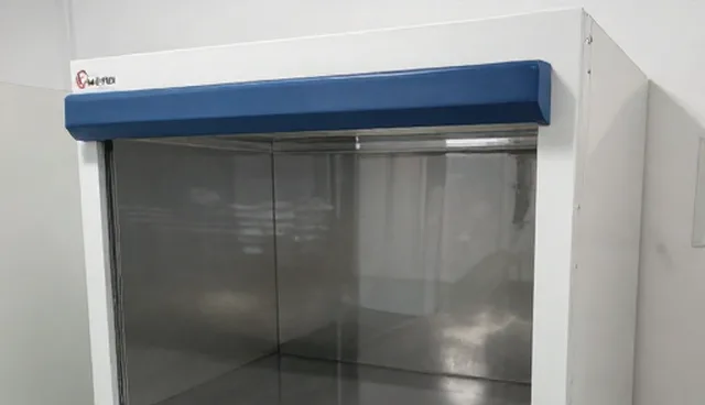 风淋室在不同地区使用中常见问题分析与解决方案