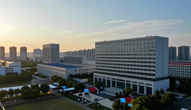 数字化转型背景下企业软件选型的关键考量