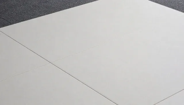 高品质瓷砖在不同场景下的使用与维护技巧