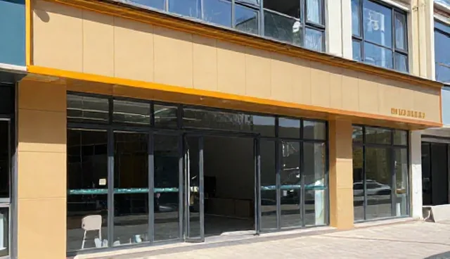 地坪工程在工业厂房中的使用问题与维护建议