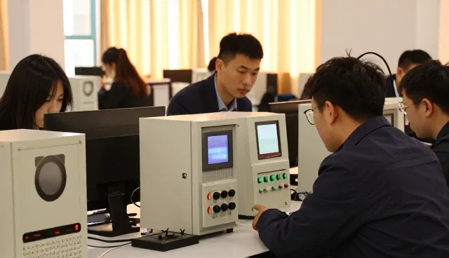 工业控制模块性能评估与实际应用场景分析