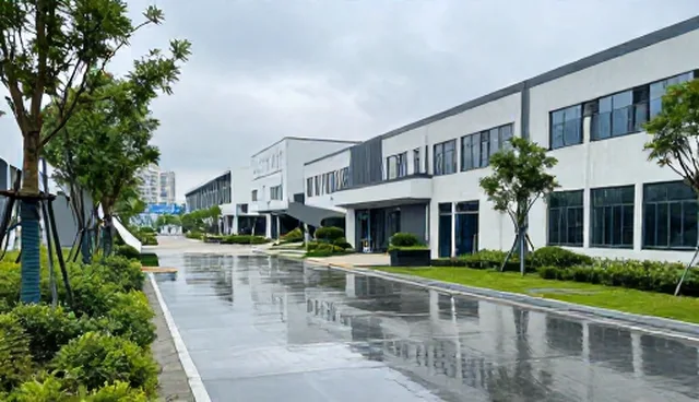 自建服务器是否适合当前技术适配需求？