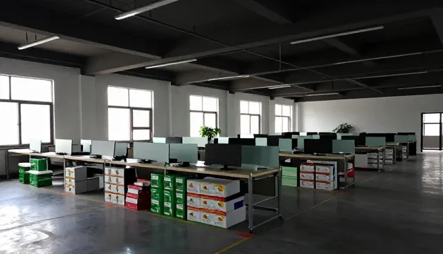 农产品损耗率下降路径：供应链重构与农资集约化供应的协同作用