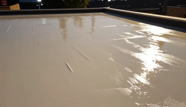 屋面防水施工使用与维护建议