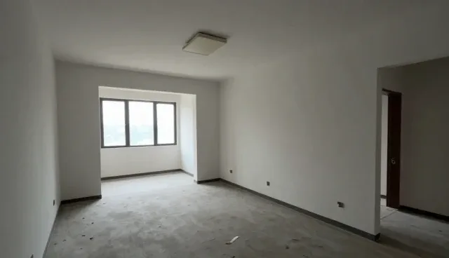 服务器选型中的域名与服务器关联问题解析