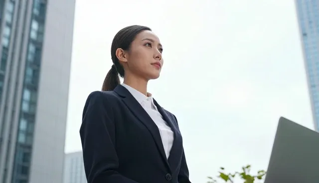 信息查询平台如何应对性能挑战与业务趋势