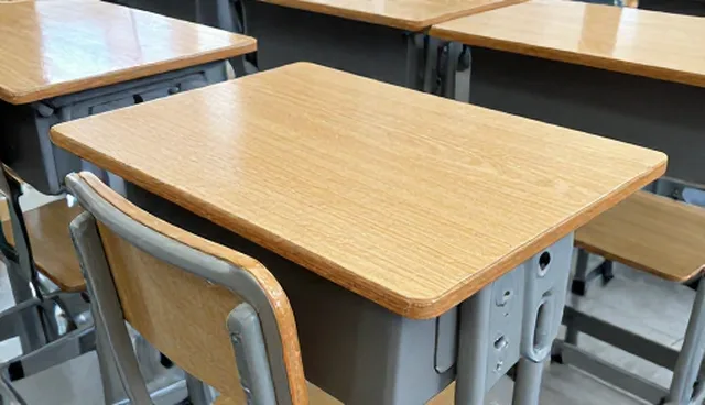 校用家具生产：性能评估与选型关注点对比