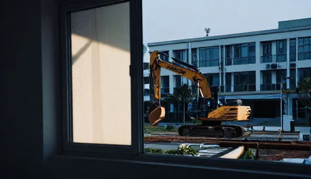土建施工中网络较为完善如何判断？