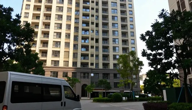 商务考察全流程中如何应对业务发展趋势变化
