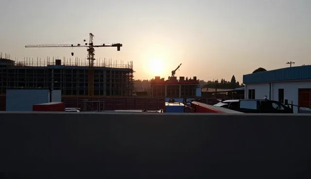 短视频运营中网站建设的适用条件与选择依据