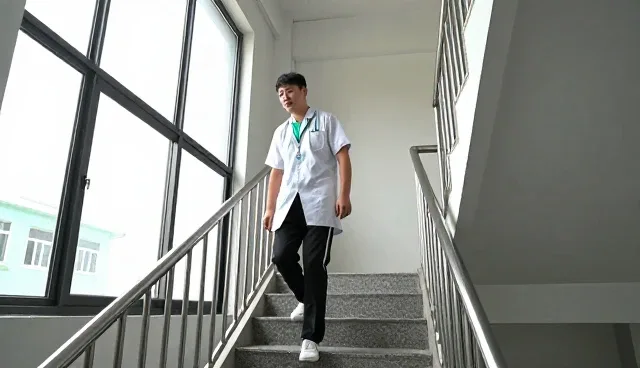 医疗技术选型中的日常健康服务关注点分析