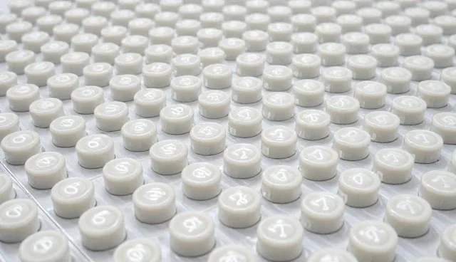 硅胶按键质量检验中如何避免常见误判？