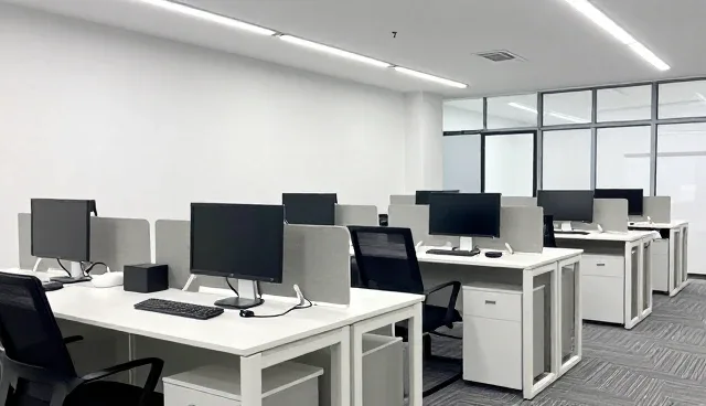 智能办公设备在使用中的维护要点与渠道分销策略