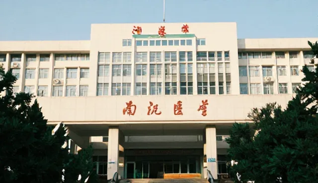 多场景活动策划中广告设计执行效率的优化策略
