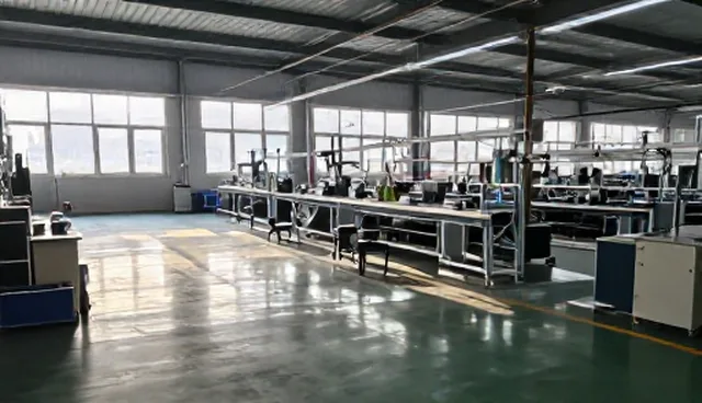 技术支持人员如何应对提示词市场分析的持续变化