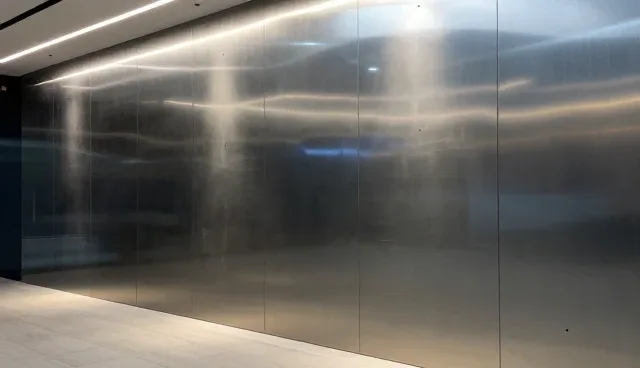不锈钢材料在商铺装修中的正确使用与维护方法