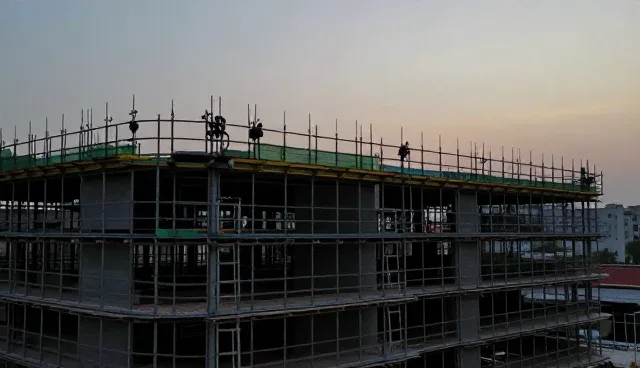 贴膜脱落问题处理及汽车保养建议