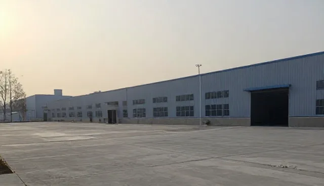 外墙清洗技术性能与适用场景的深度解析