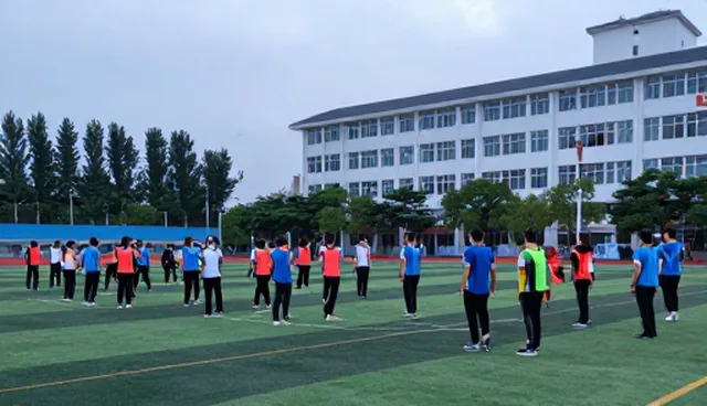 内容适配在教学资源开发中的性能与适用条件分析