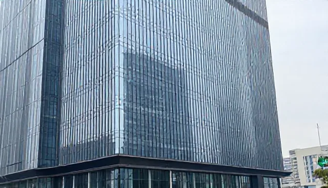 产品维护中的稳定货源选择：两种做法的实际取舍