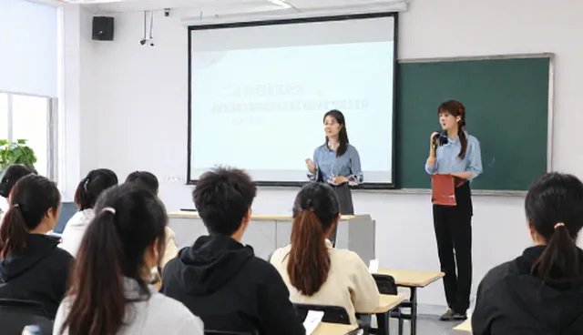 师资培训如何提升教学质量？实际场景中的问题分析