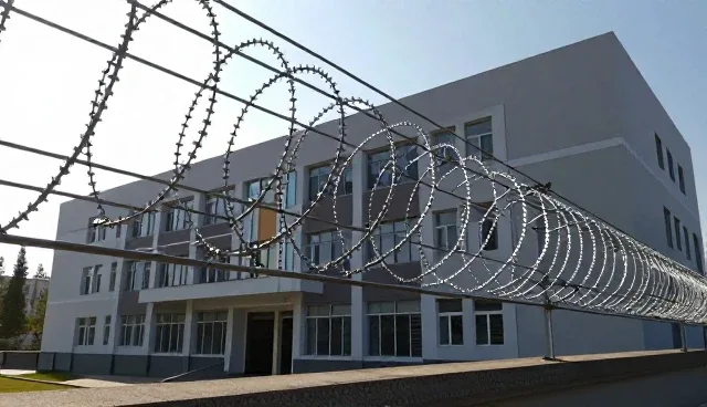 电镀锌丝网选型与使用维护的关键考量