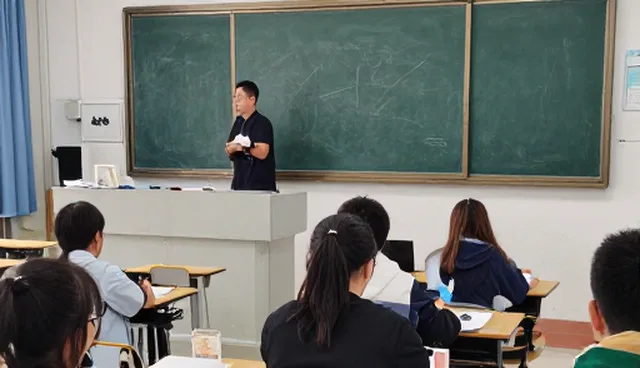 课程设计中教学效果对比：选型关注点分析