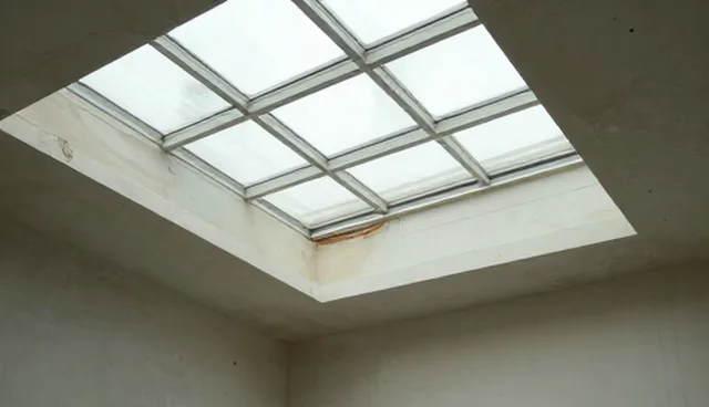 建筑管理选型中的关键考量因素分析