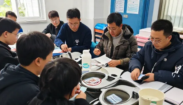 为本地场景定制技术方案的实践路径