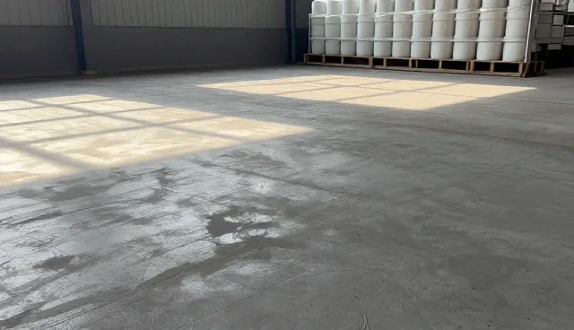 丙烯酸酯乳液在工业生产中的常见问题与应对策略
