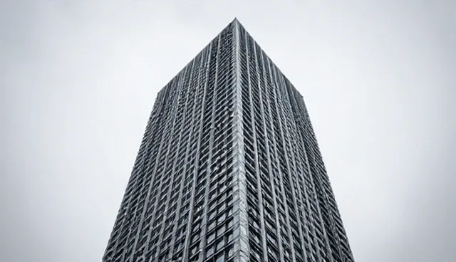 广告效果提升的关键：性能优化与适用条件分析