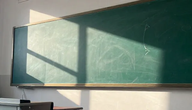 学员在规范训练场地学习时遇到哪些常见问题？